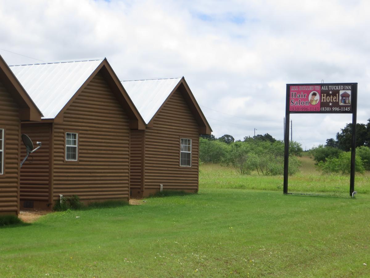 All Tucked Inn Cabins Stockdale Экстерьер фото